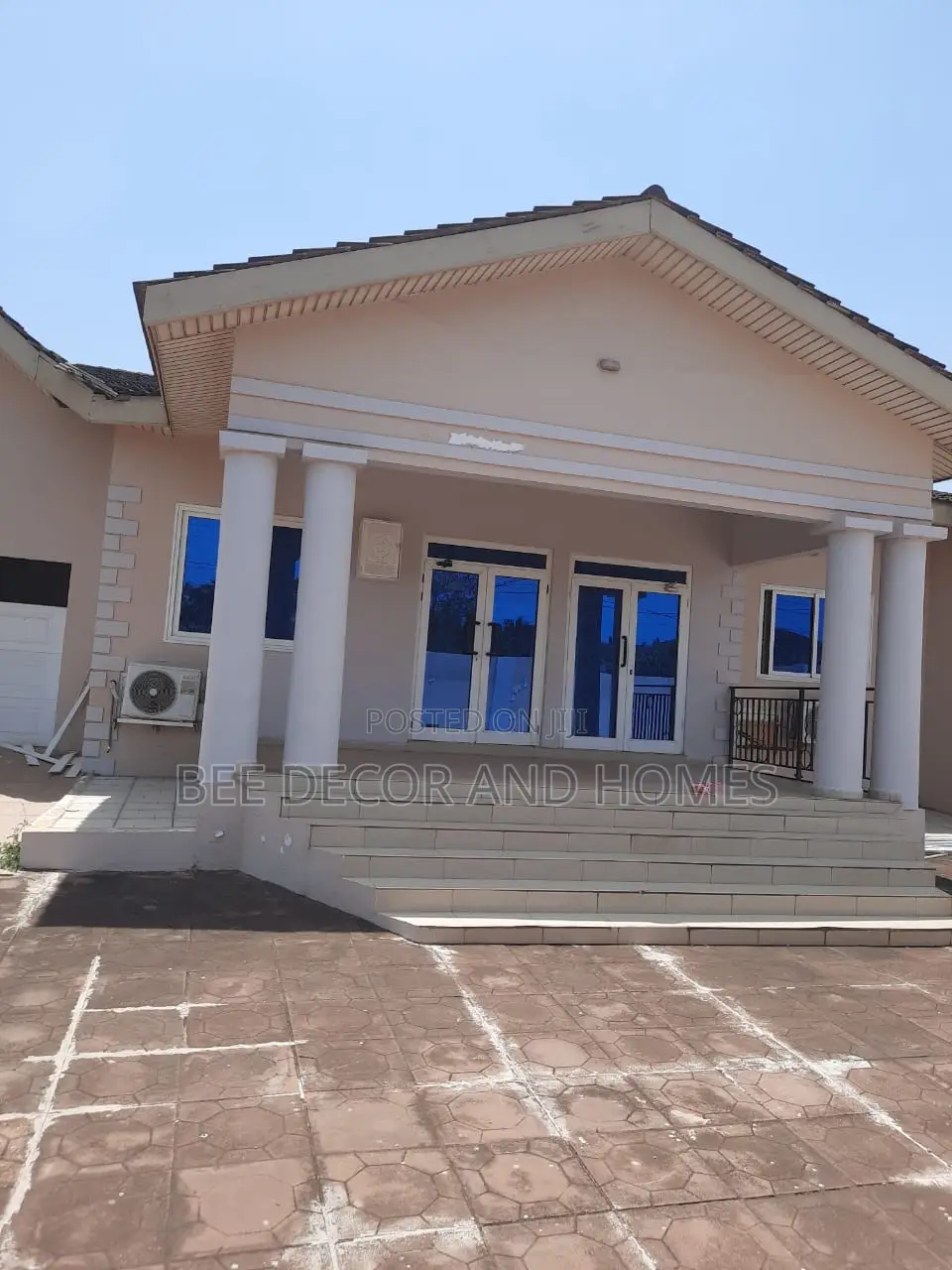 4bdrm House in Bee  Decor & Homes, West Legon for rent in West Legon