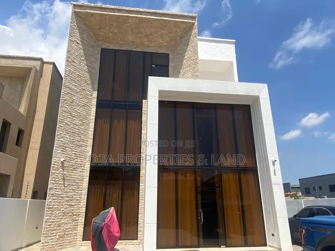 5bdrm House in Nanakrom - Less Than, Boundary Road Area for sale in Boundary Road Area