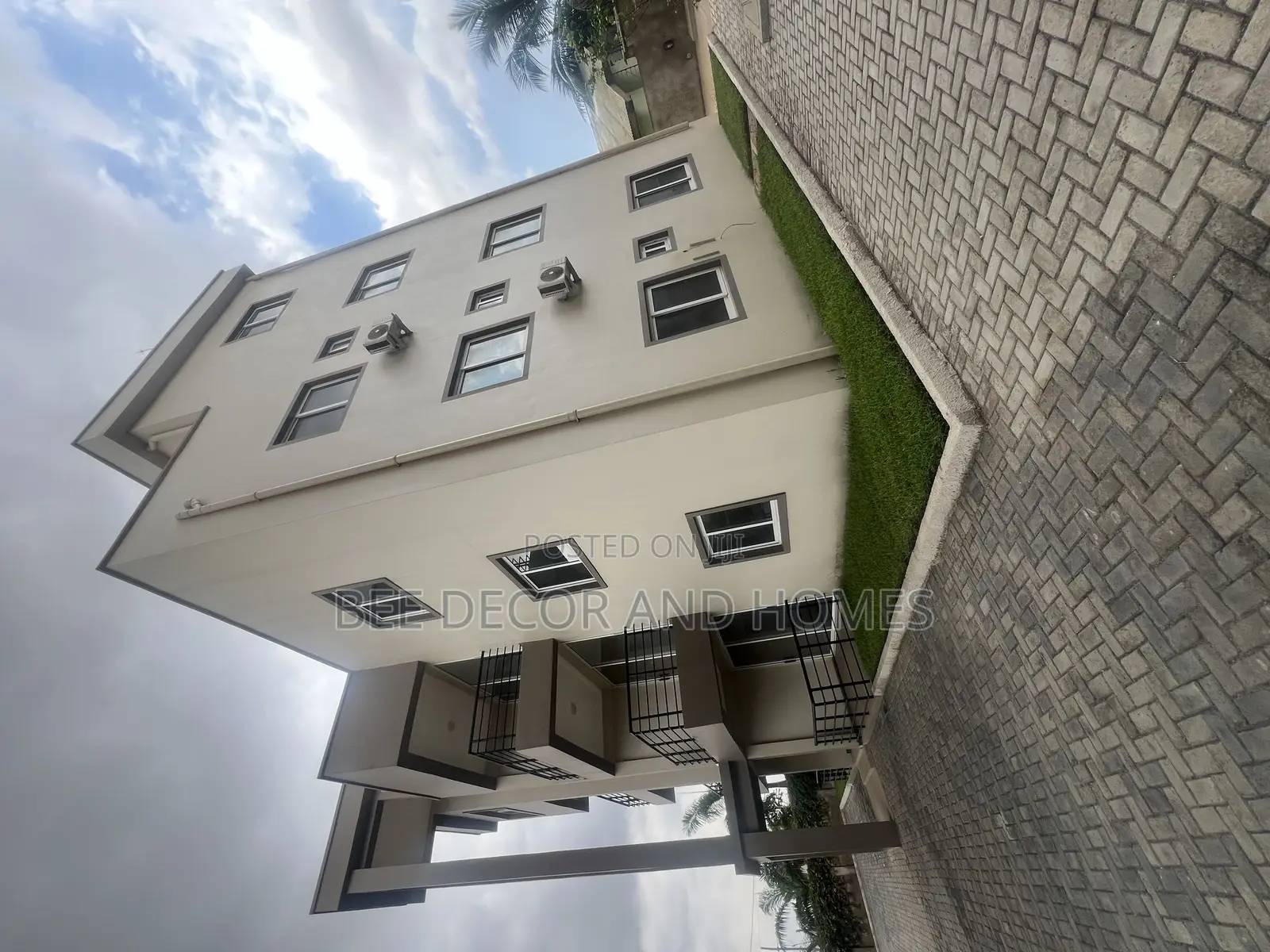3bdrm Apartment in Bee Decor & Homes, Oyarifa for rent in Oyarifa