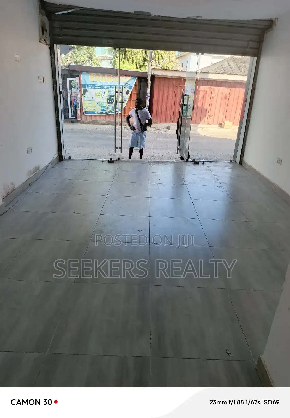 Prime Retail Shop for Rent at Osu Oxford Street. in Oxford Street