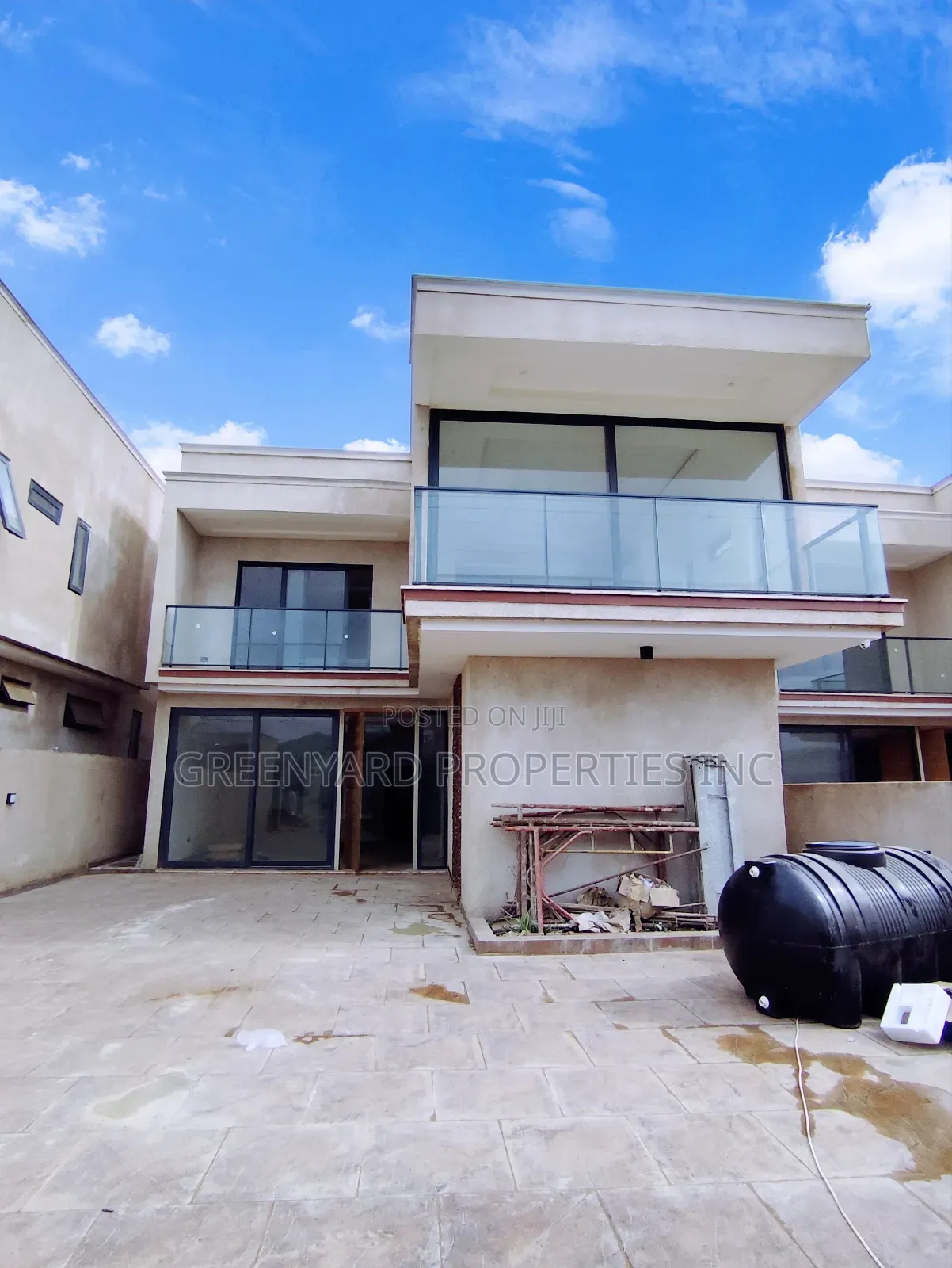 5bdrm House in Lakeside, Ashaley Botwe for sale in Ashaley Botwe