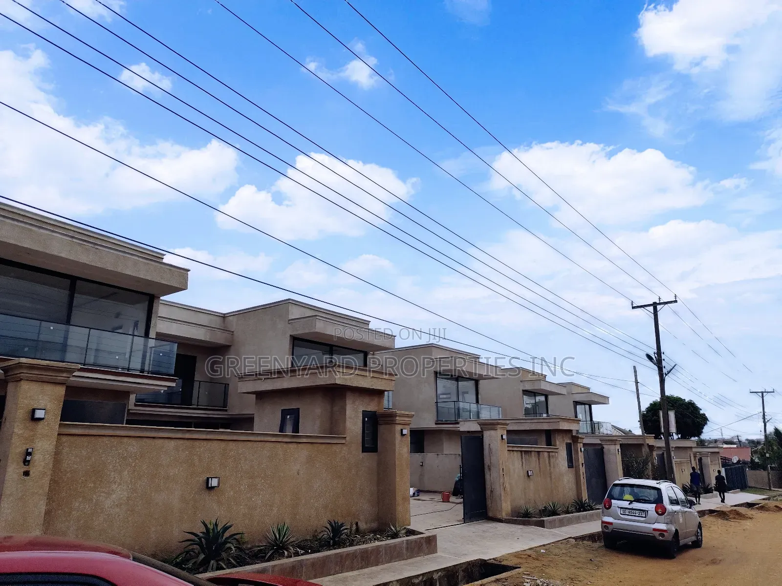 5bdrm House in Lakeside, Ashaley Botwe for sale in Ashaley Botwe