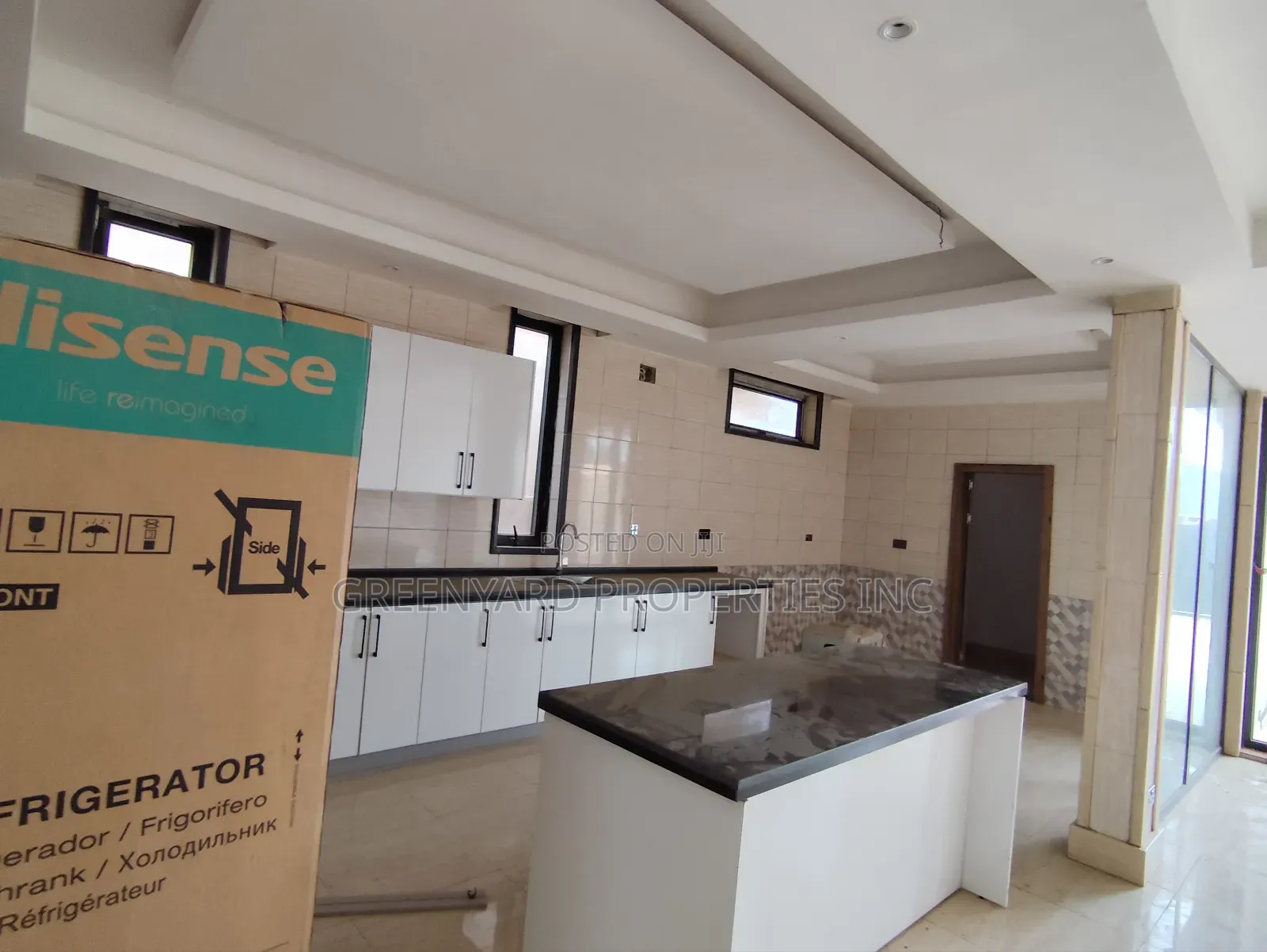 5bdrm House in Lakeside, Ashaley Botwe for sale in Ashaley Botwe
