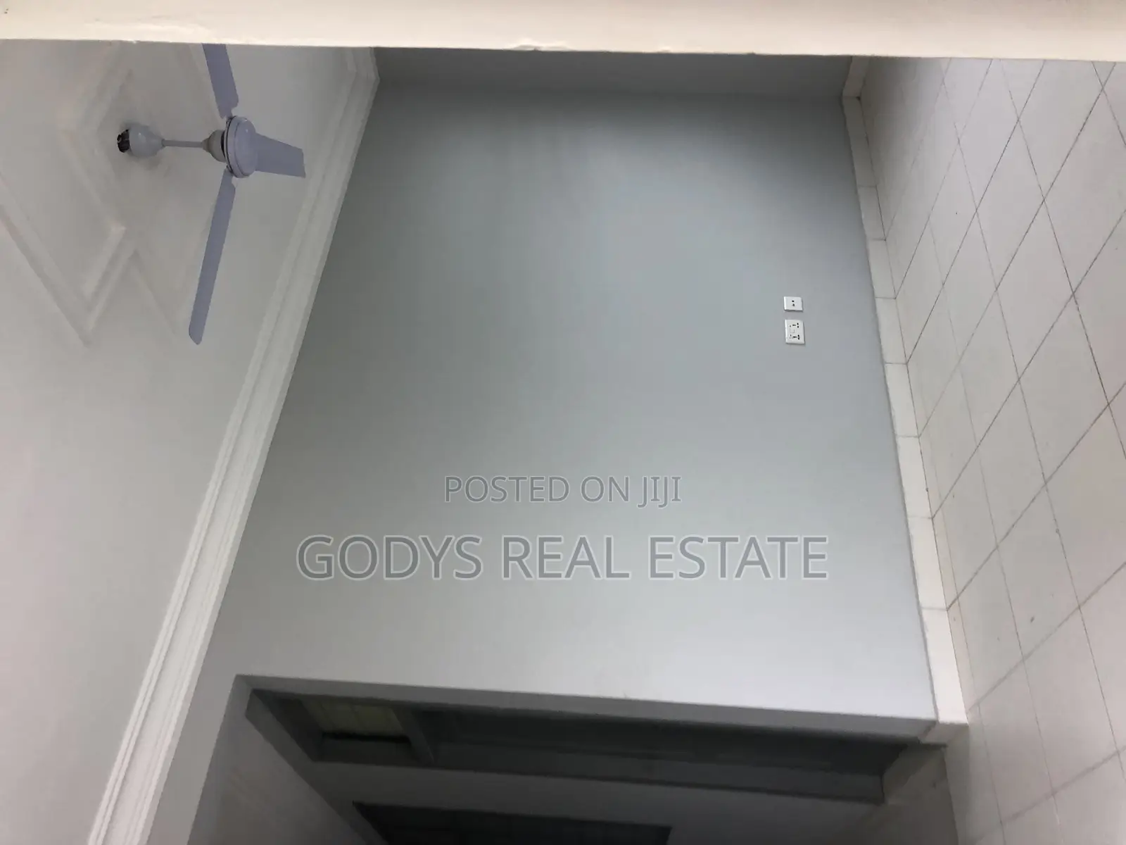 2bdrm Apartment in New Market, Kasoa for rent in Kasoa