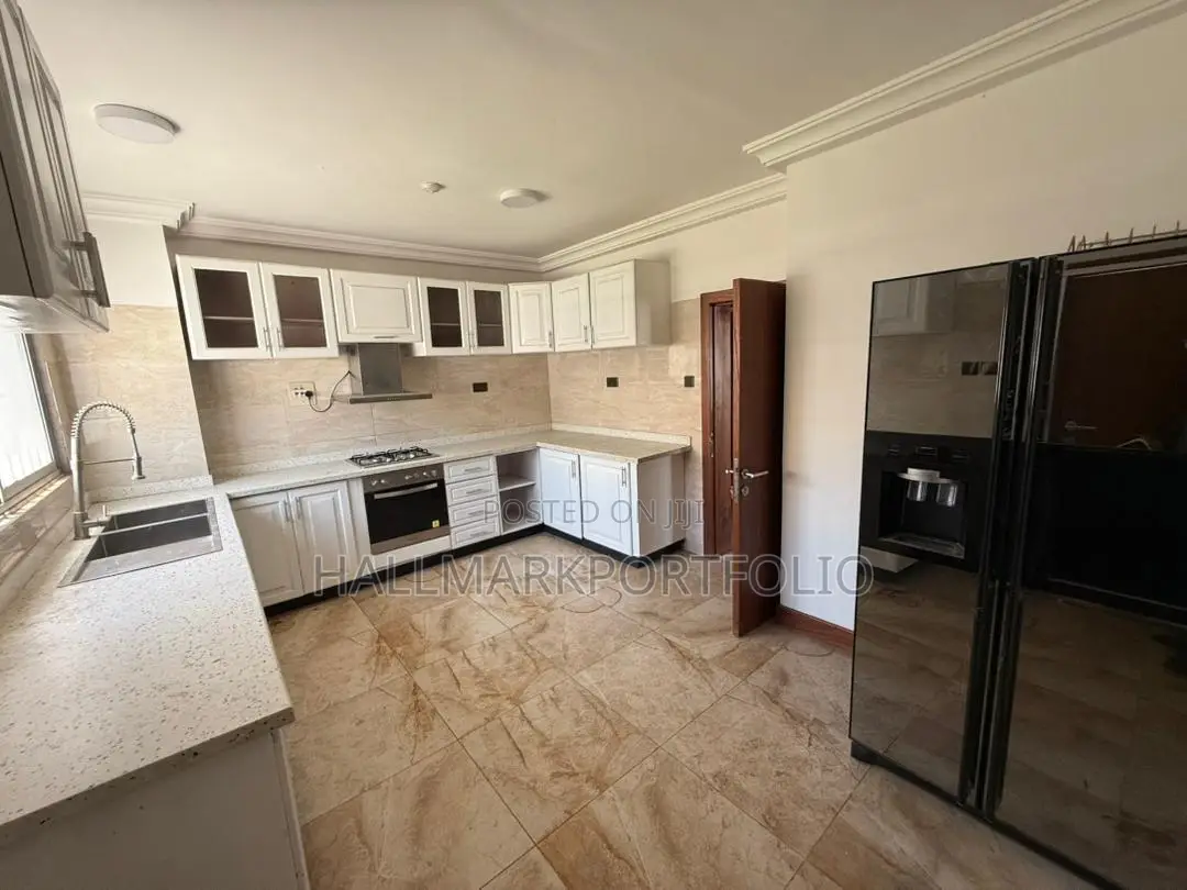 5bdrm House in American Embassy, Cantonments for rent in Cantonments