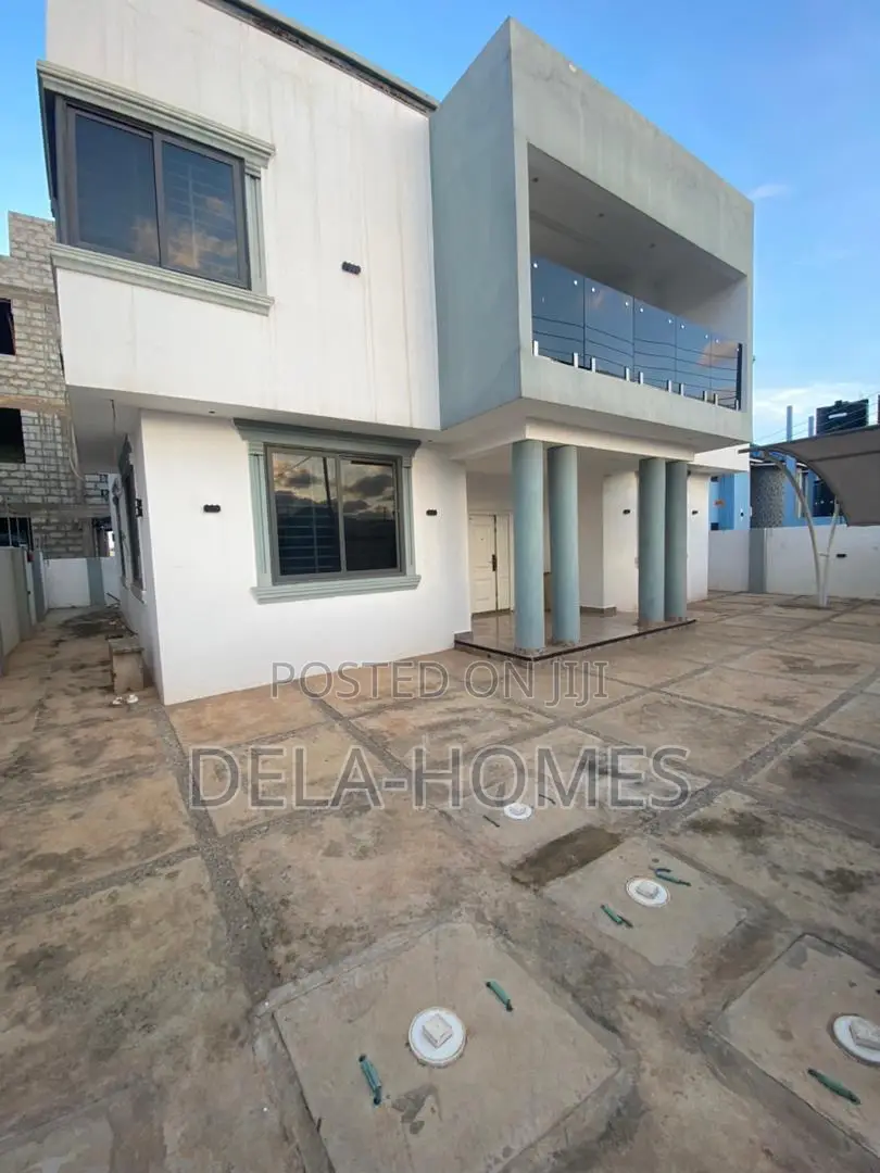 4bdrm Apartment in Adenta for rent in Adenta
