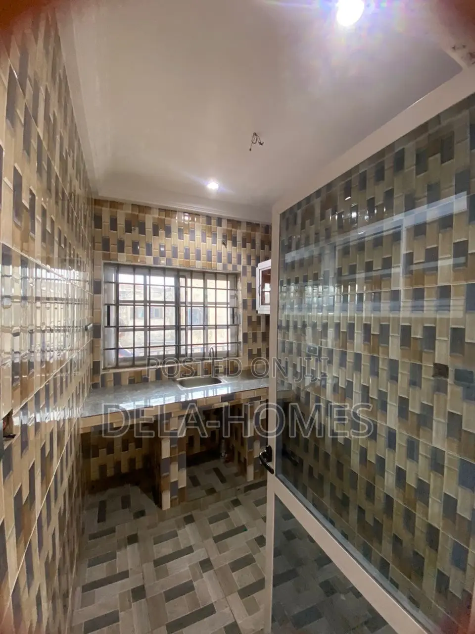 Chamber and Hall Self Contain in Lake Side Estate