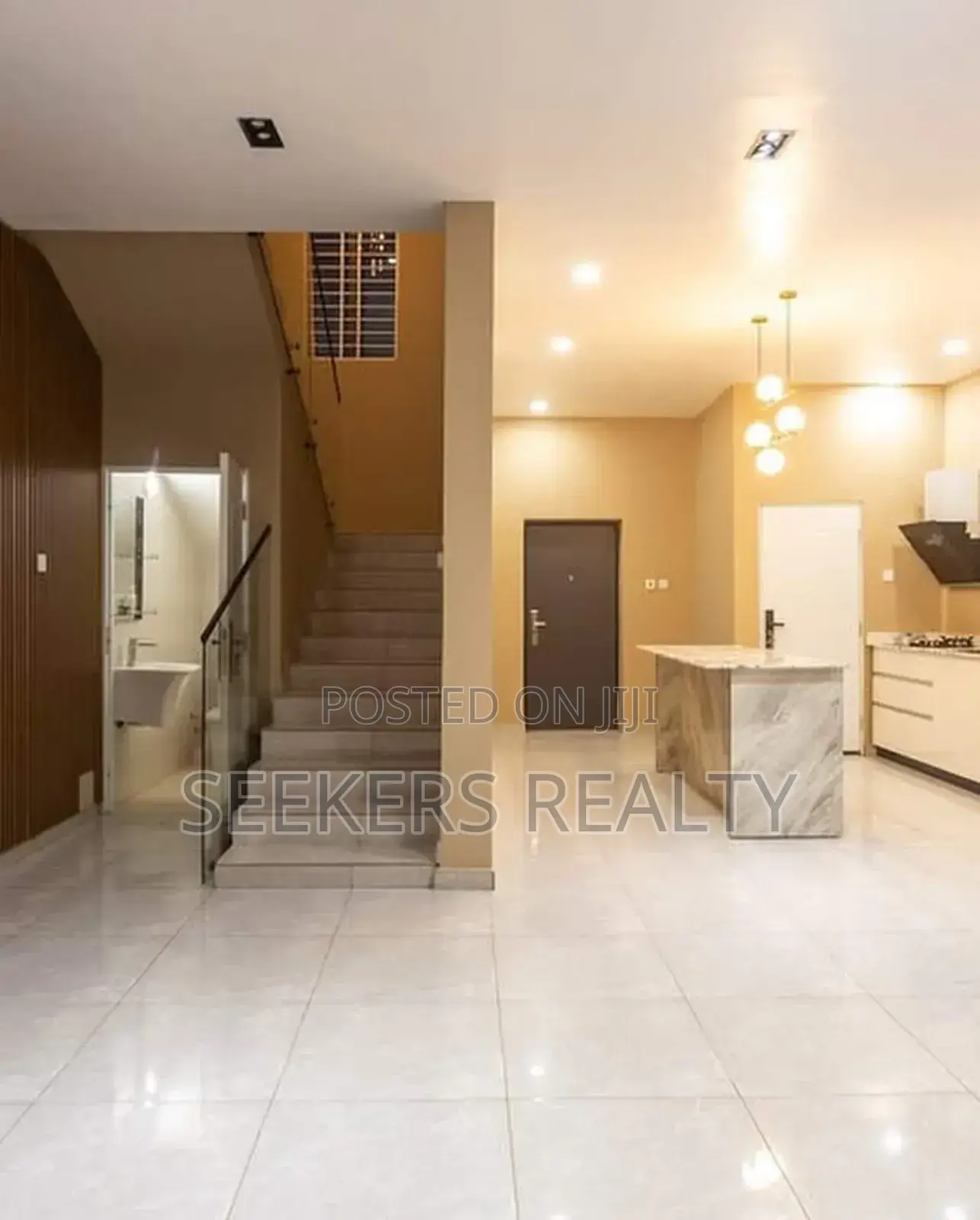 3bdrm Townhouse / Terrace in Seekers Realty, Haatso for rent in Haatso