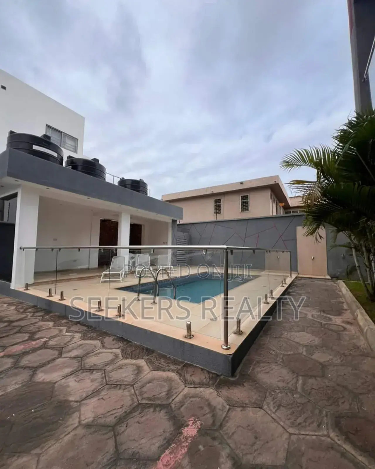 Furnished 3bdrm Apartment in Seekers Realty., Cantonments for rent in Cantonments