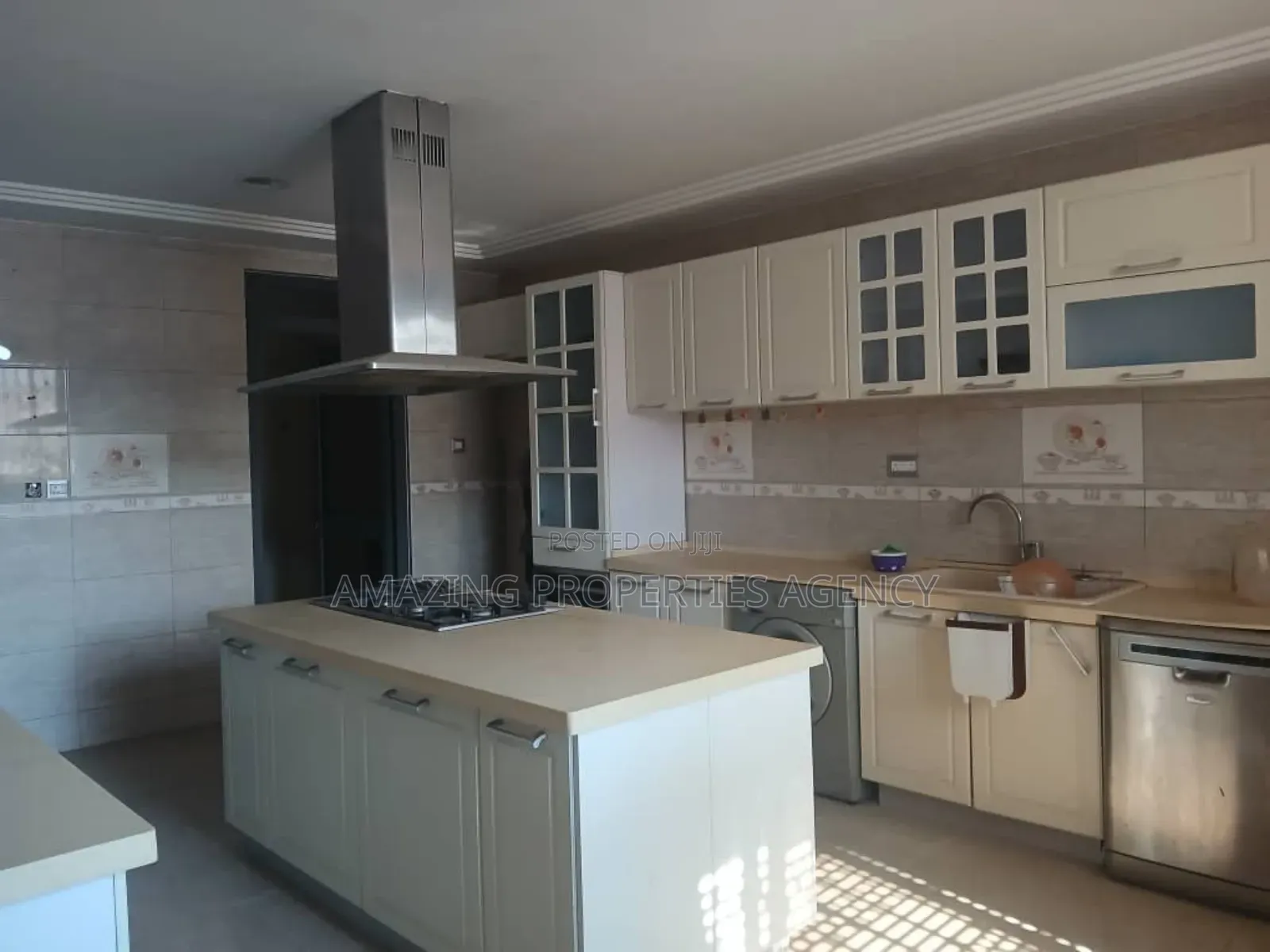 4bdrm House in East Legon for sale in East Legon
