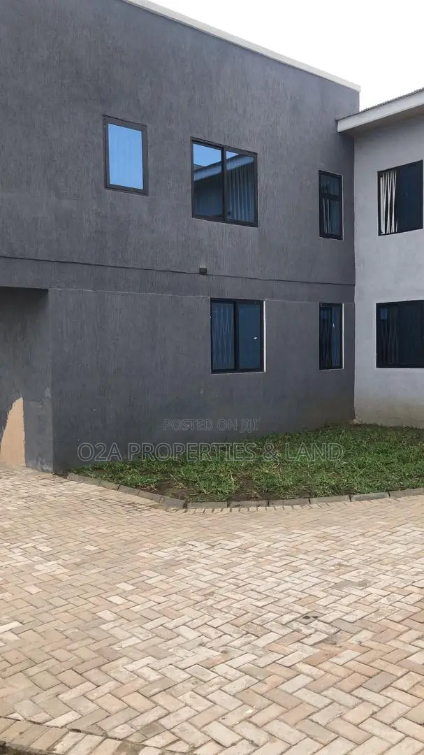 5bdrm House in Labone for rent in Labone Junction