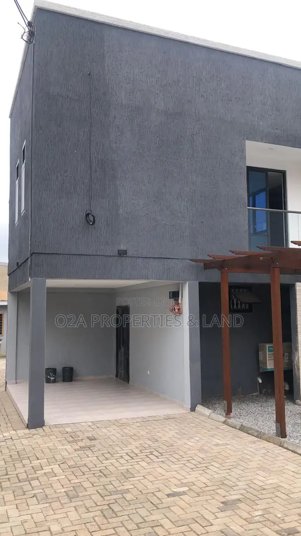 5bdrm House in Labone for rent in Labone Junction