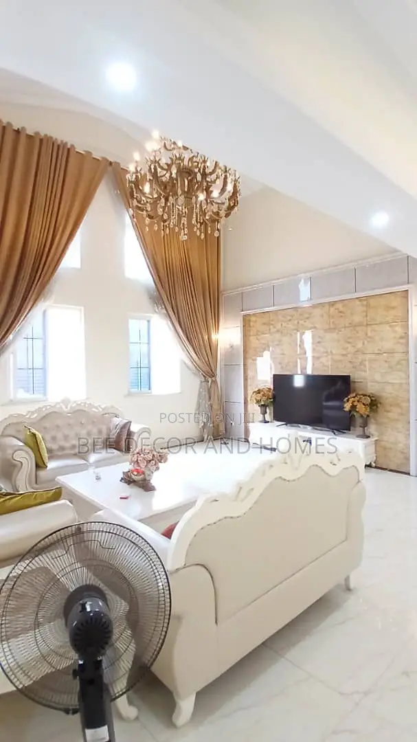 Furnished 5bdrm House in Bee Decor & Homes, Pillar 2 for sale in Pillar 2