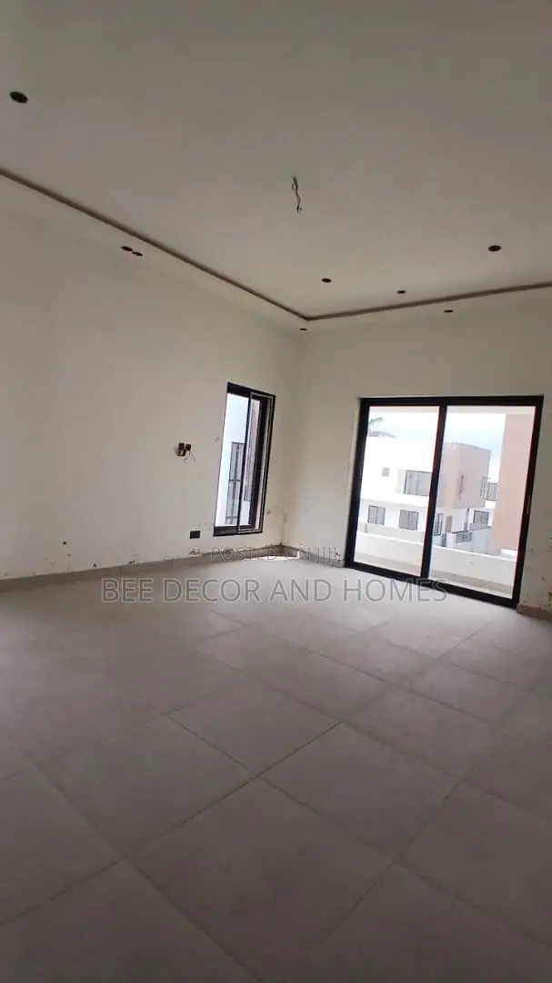 3bdrm Townhouse/Terrace in Bee Decor & Homes, West Legon for sale in West Legon