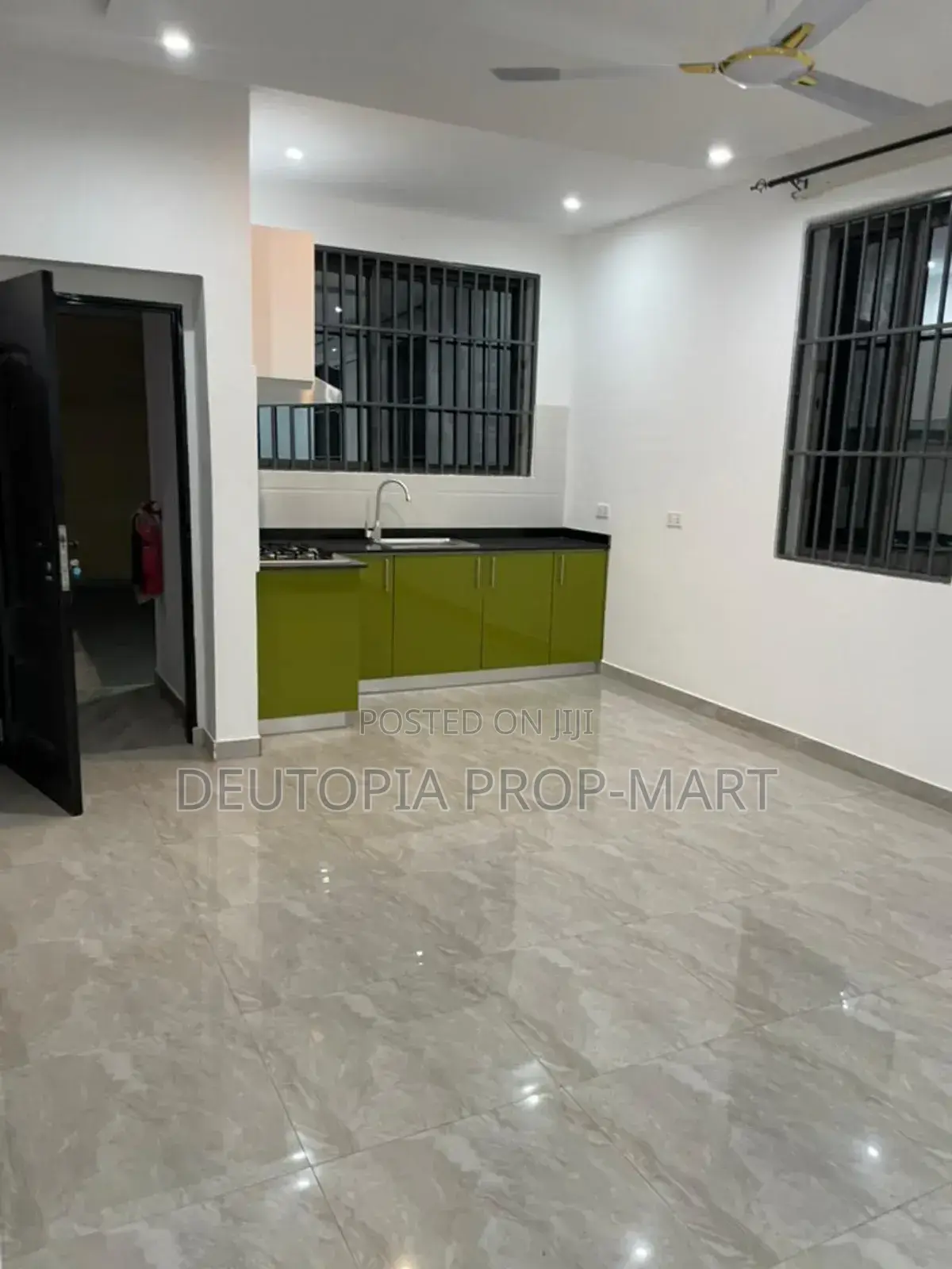 2bdrm Apartment in The Utopia, Tema Metropolitan for rent in Tema Metropolitan