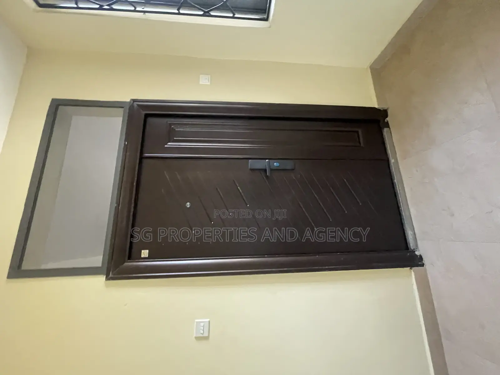 3bdrm Apartment in Batsonaa, Spintex for rent in Spintex