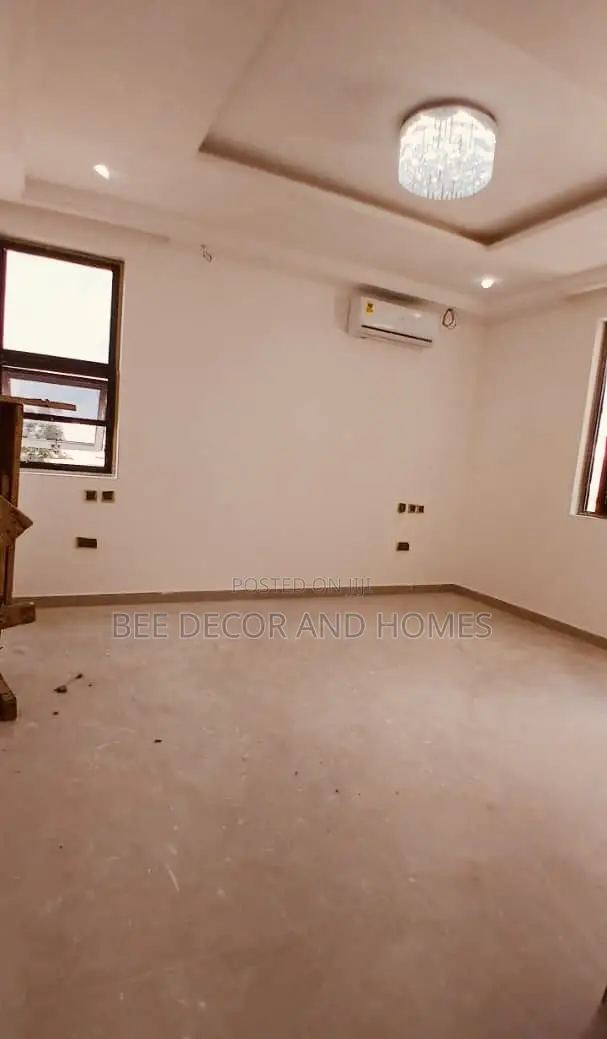 4bdrm Mansion in Bee Decor & Homes, East Legon for sale in East Legon