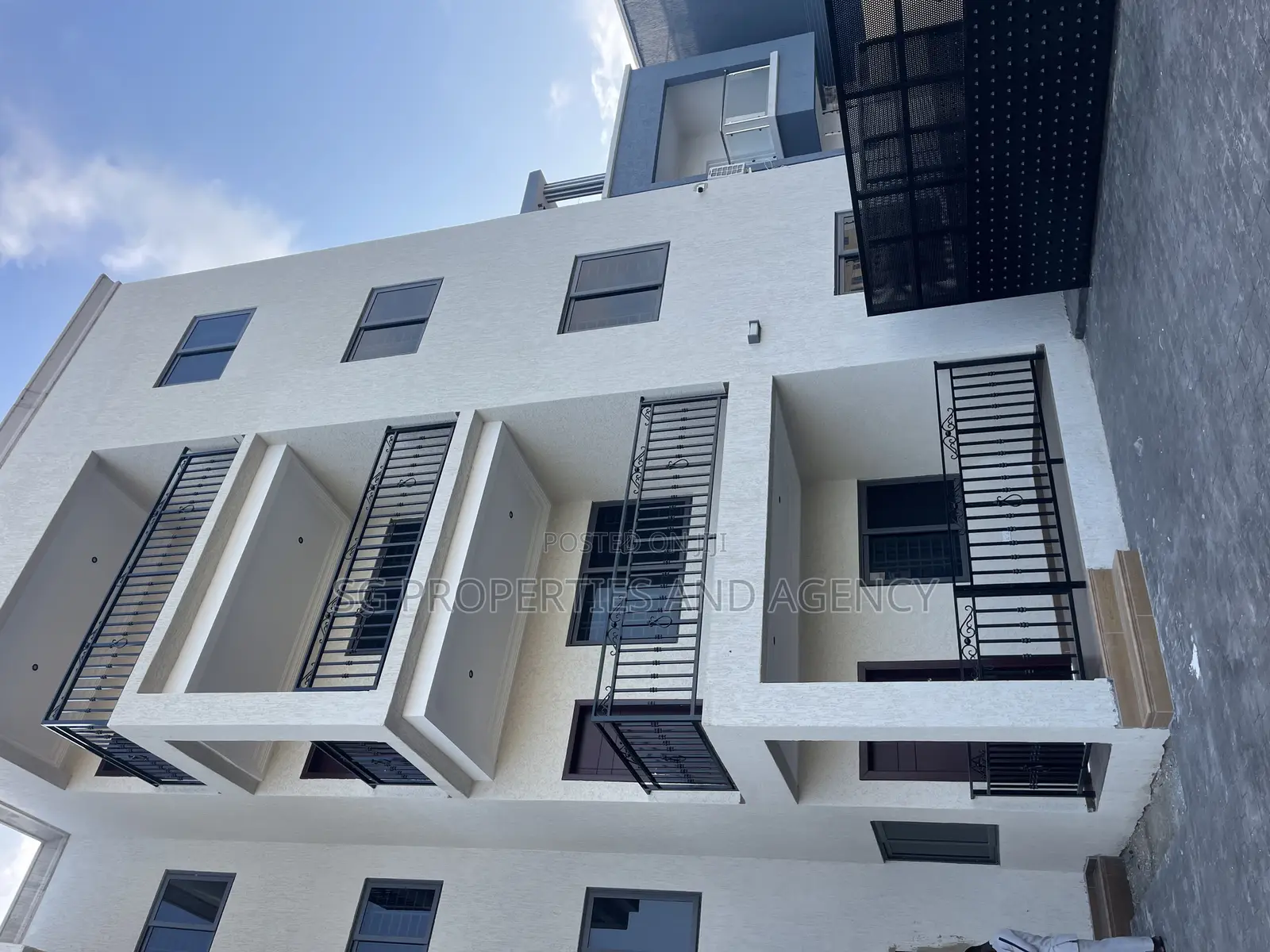 2bdrm Apartment in Lashibi, Spintex for rent in Spintex