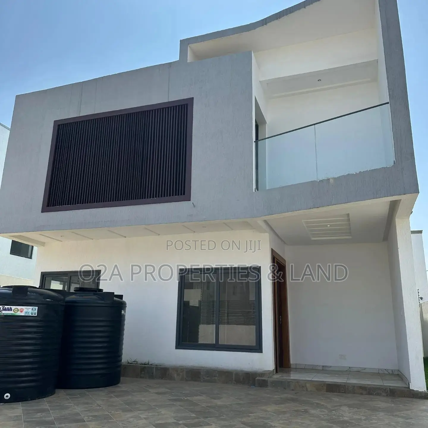 4bdrm House in East Airport for sale in Airport Residential Area