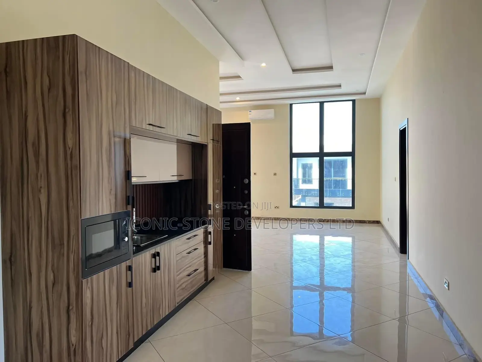 5bdrm House in East Airport for sale in Airport Residential Area