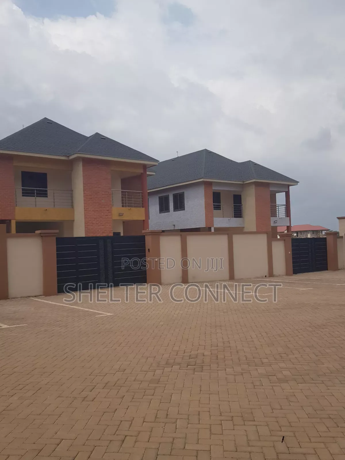 4bdrm Duplex in Pantang, Adenta for rent in Adenta