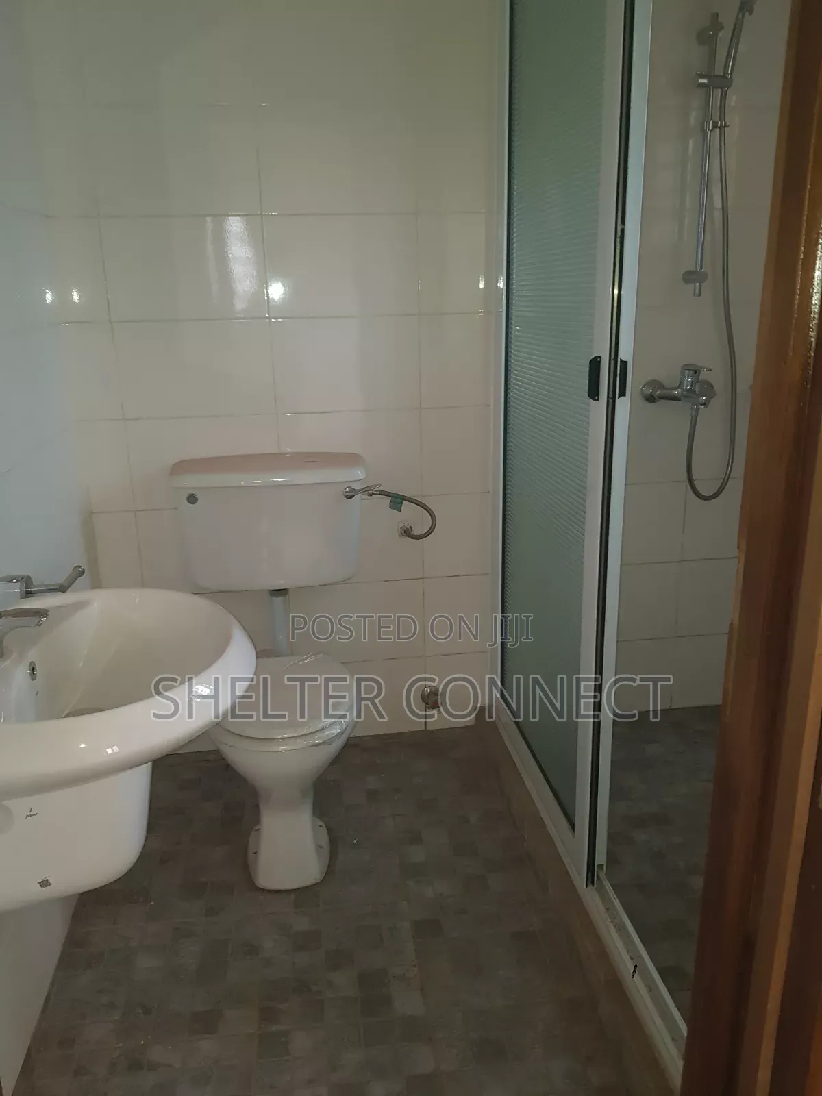 4bdrm Duplex in Pantang, Adenta for rent in Adenta