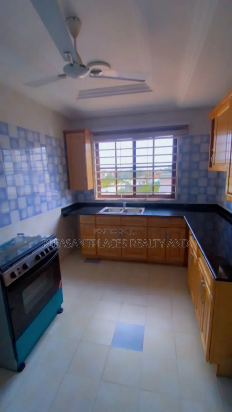 Furnished 3bdrm Apartment in Pleasantplaces, East Legon for rent in East Legon