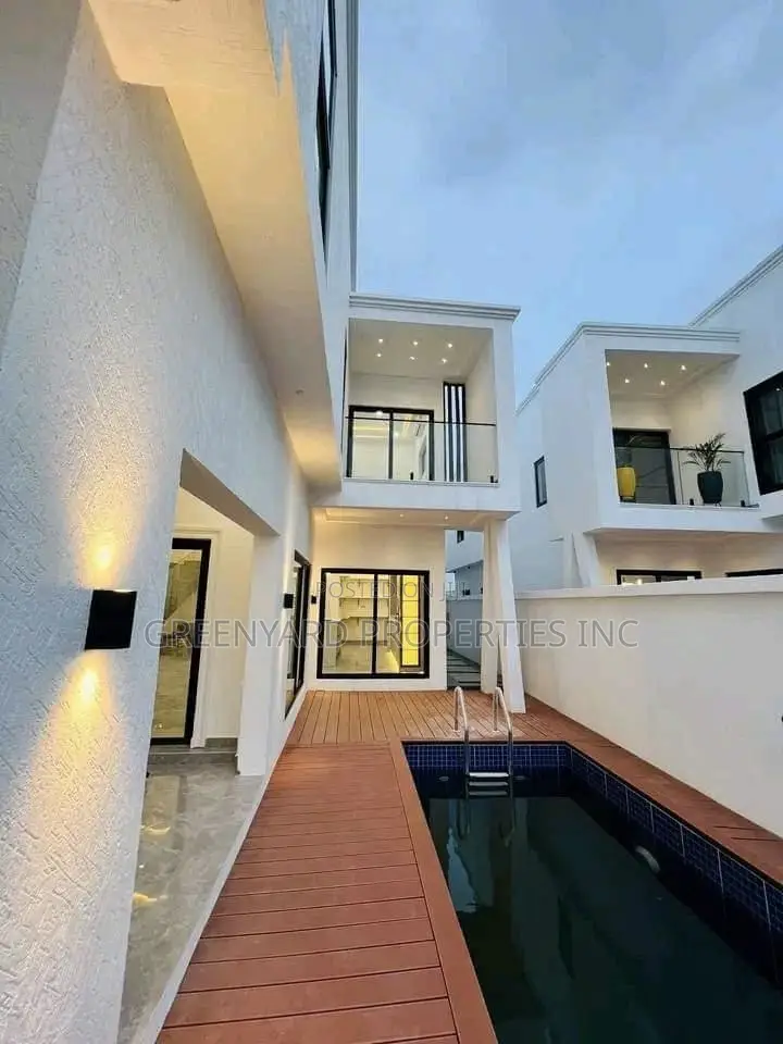 5bdrm House in Adjiringanor, East Legon for sale in East Legon