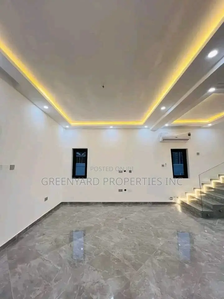 5bdrm House in Adjiringanor, East Legon for sale in East Legon