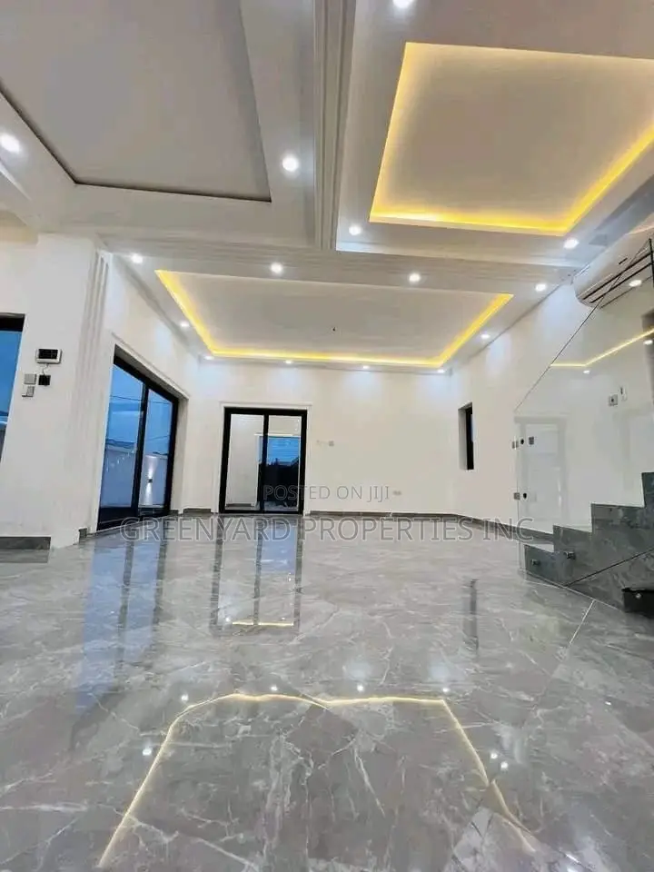 5bdrm House in Adjiringanor, East Legon for sale in East Legon
