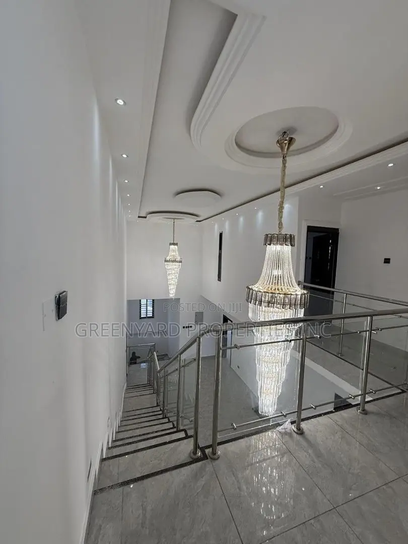 7bdrm Mansion in East Legon Hills for sale in East Legon