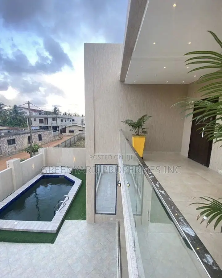 4bdrm House in American House, East Legon for sale in East Legon