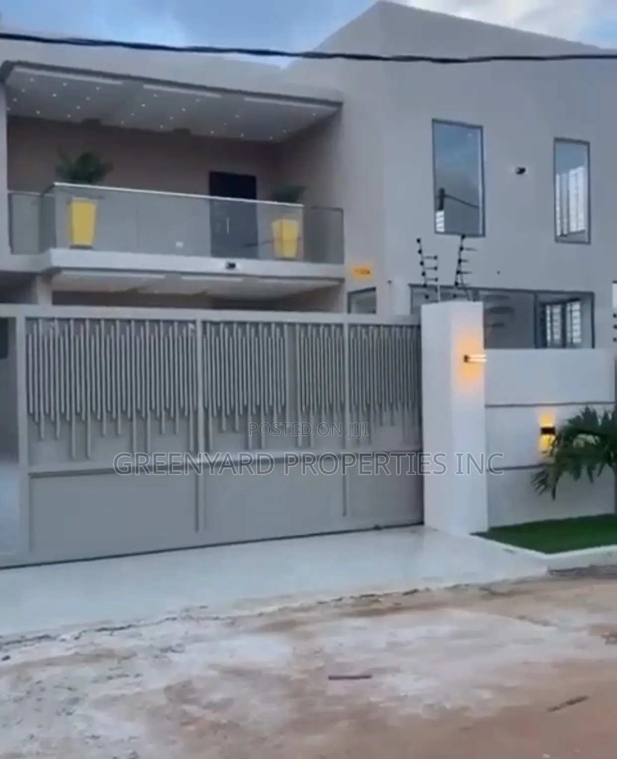 4bdrm House in American House, East Legon for sale in East Legon