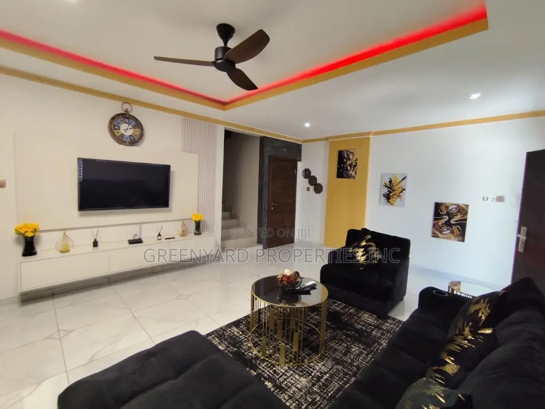 Furnished 2bdrm Townhouse / Terrace in Ogbojo, East Legon for rent in East Legon