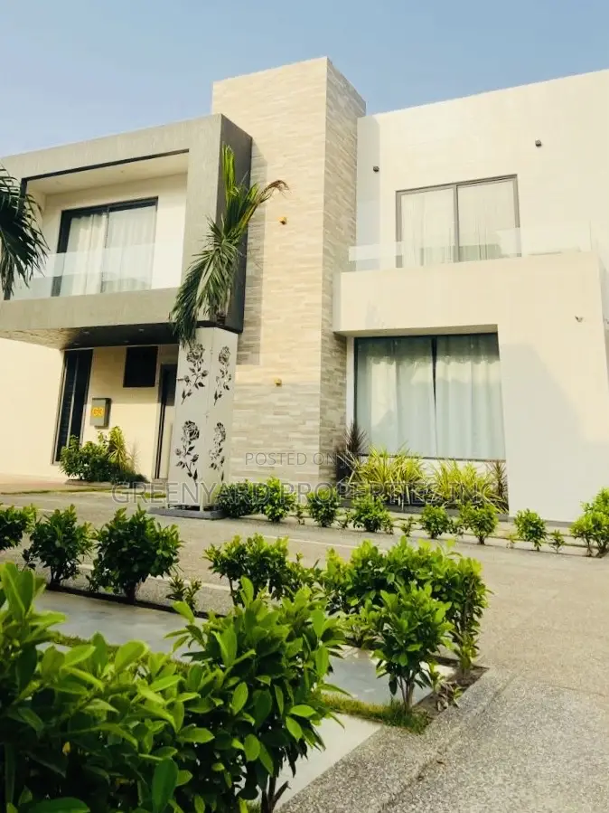 5bdrm House in Ashaley Botwe for sale in Ashaley Botwe
