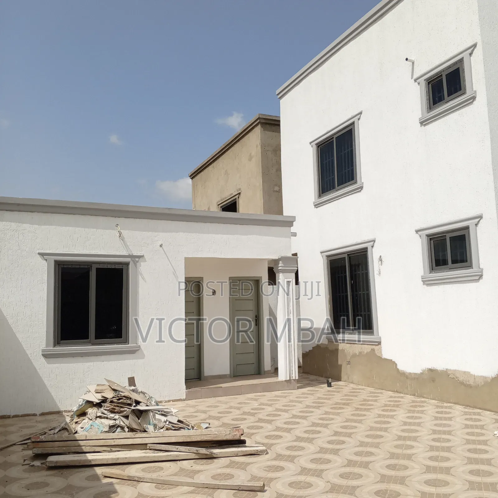 4bdrm Duplex in Community 25 Tema, Accra Metropolitan for sale in Accra Metropolitan