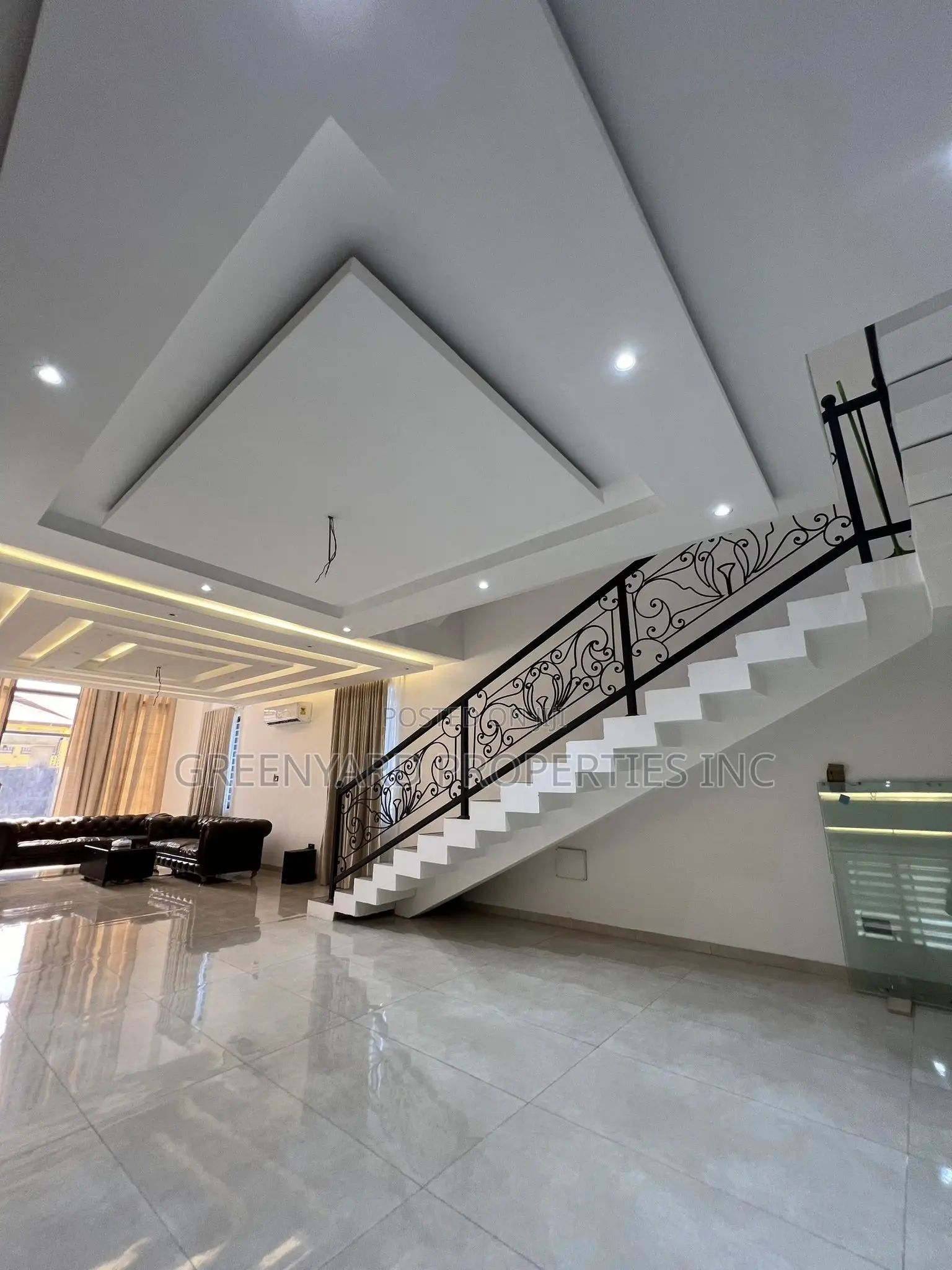 5bdrm Mansion in Ashaley Botwe for sale in Ashaley Botwe
