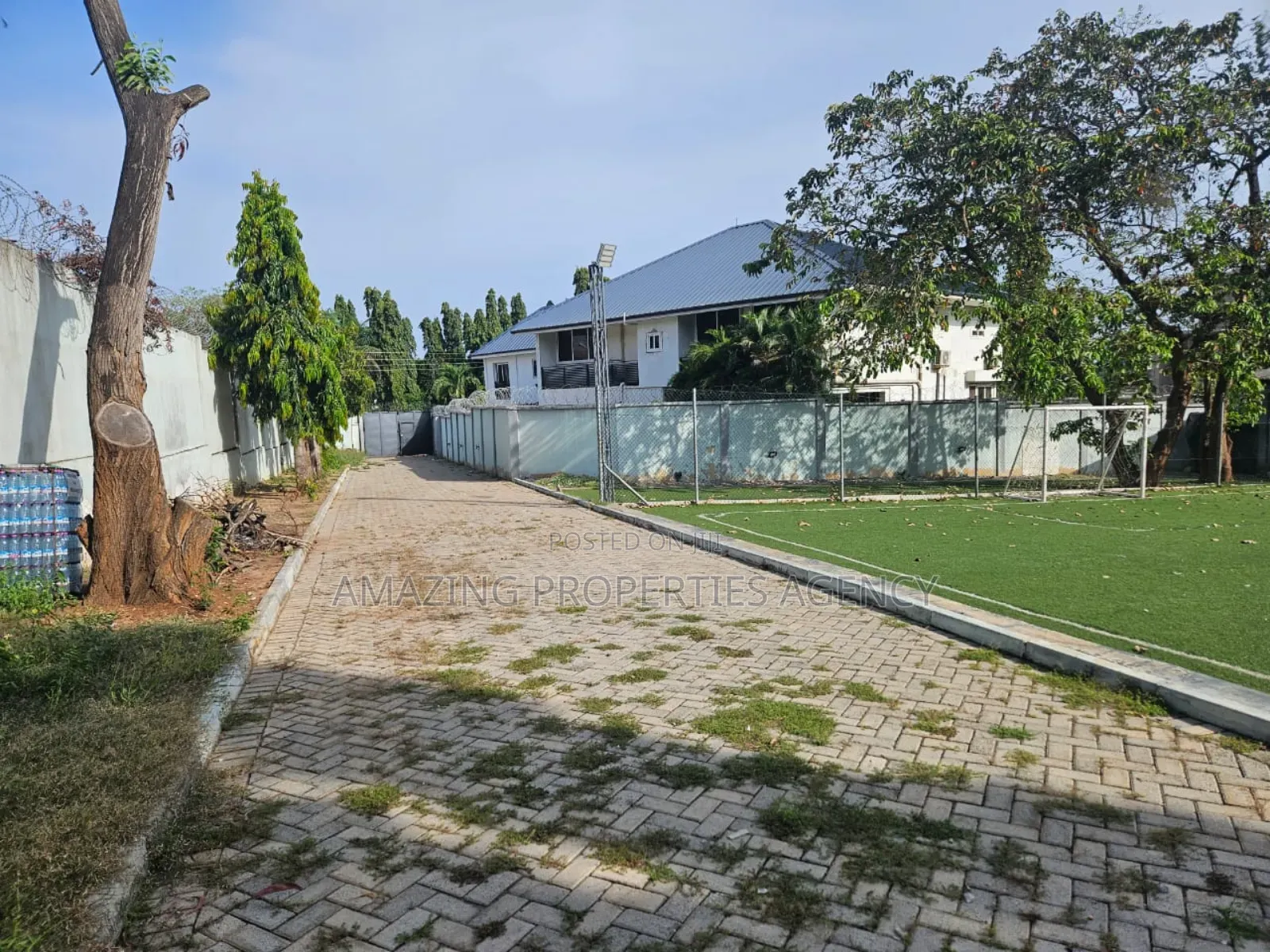 0.75 Acre of Prime Land for Sale at Ringway Estate in Ridge
