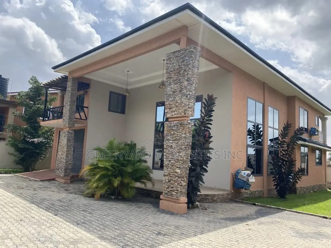 5bdrm House in Ayi Mensah, Oyarifa for sale in Oyarifa