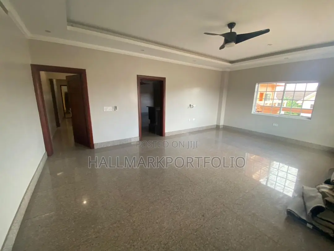 3bdrm Apartment in Apartment Complex 6, US Embassy Area for sale in US Embassy Area