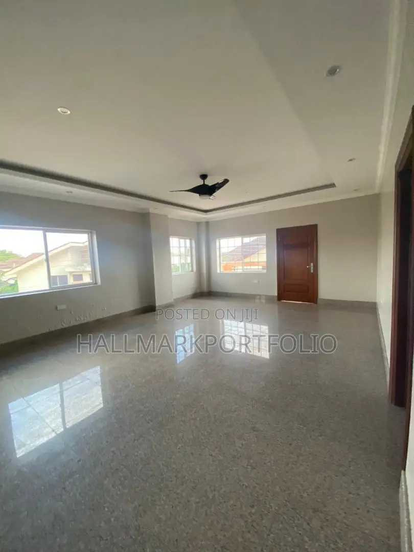 3bdrm Apartment in Apartment Complex 6, US Embassy Area for sale in US Embassy Area