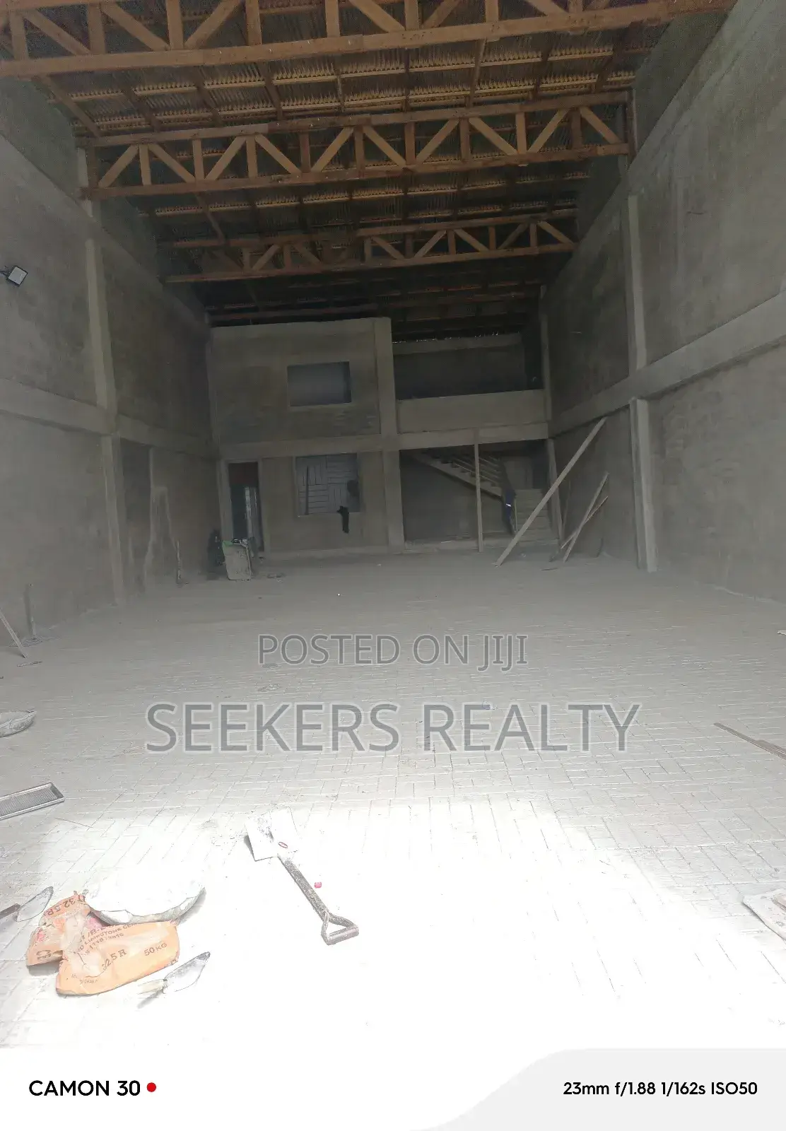 Warehouse for Rent at Osu. in Osu