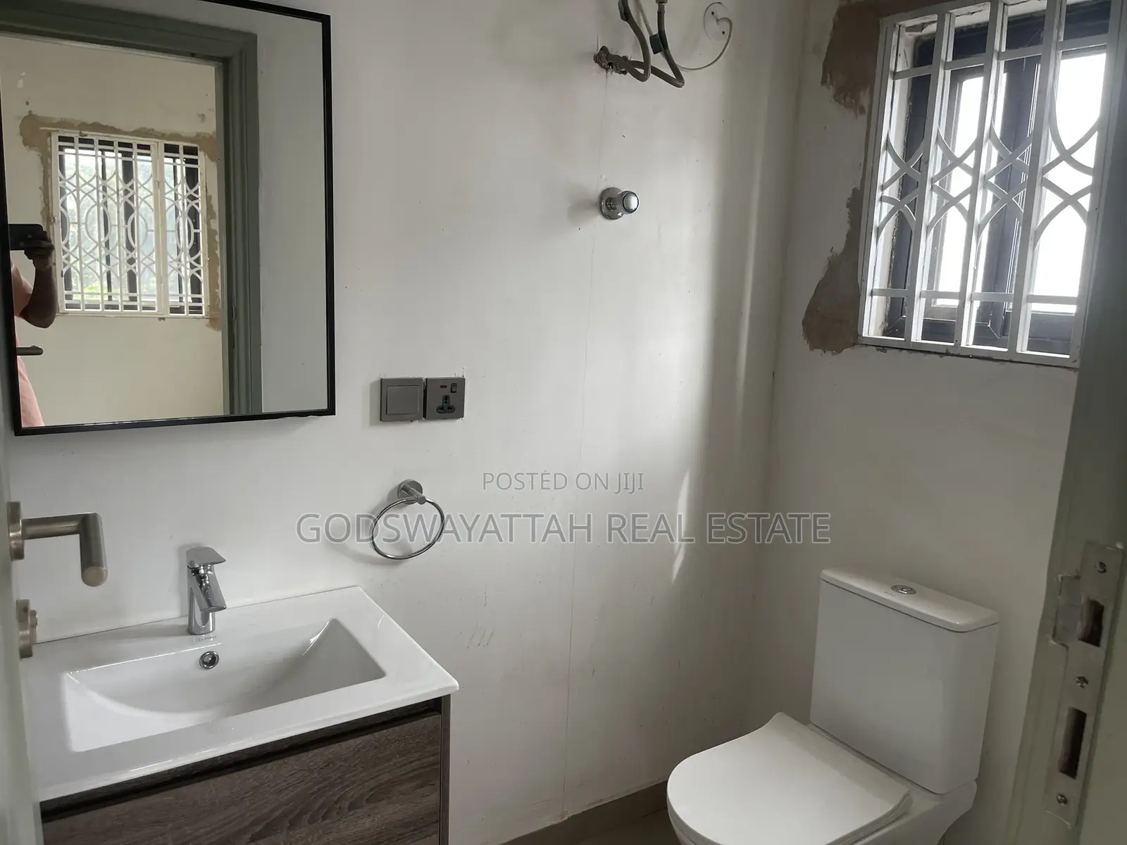 4bdrm House in East Legon, Adjiriganor for sale in Adjiriganor