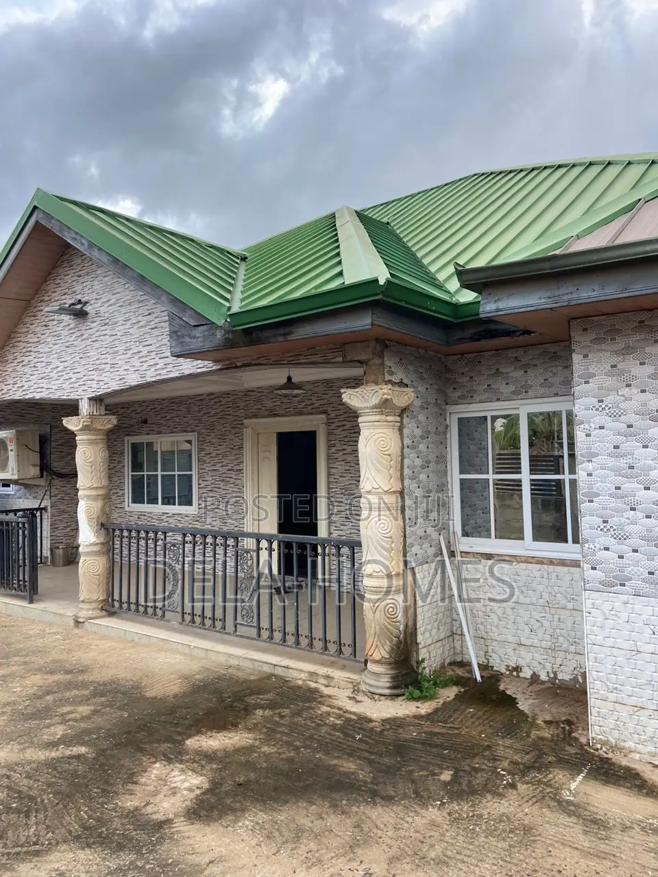 4bdrm Apartment in Newlegon Estate, Adenta for rent in Adenta