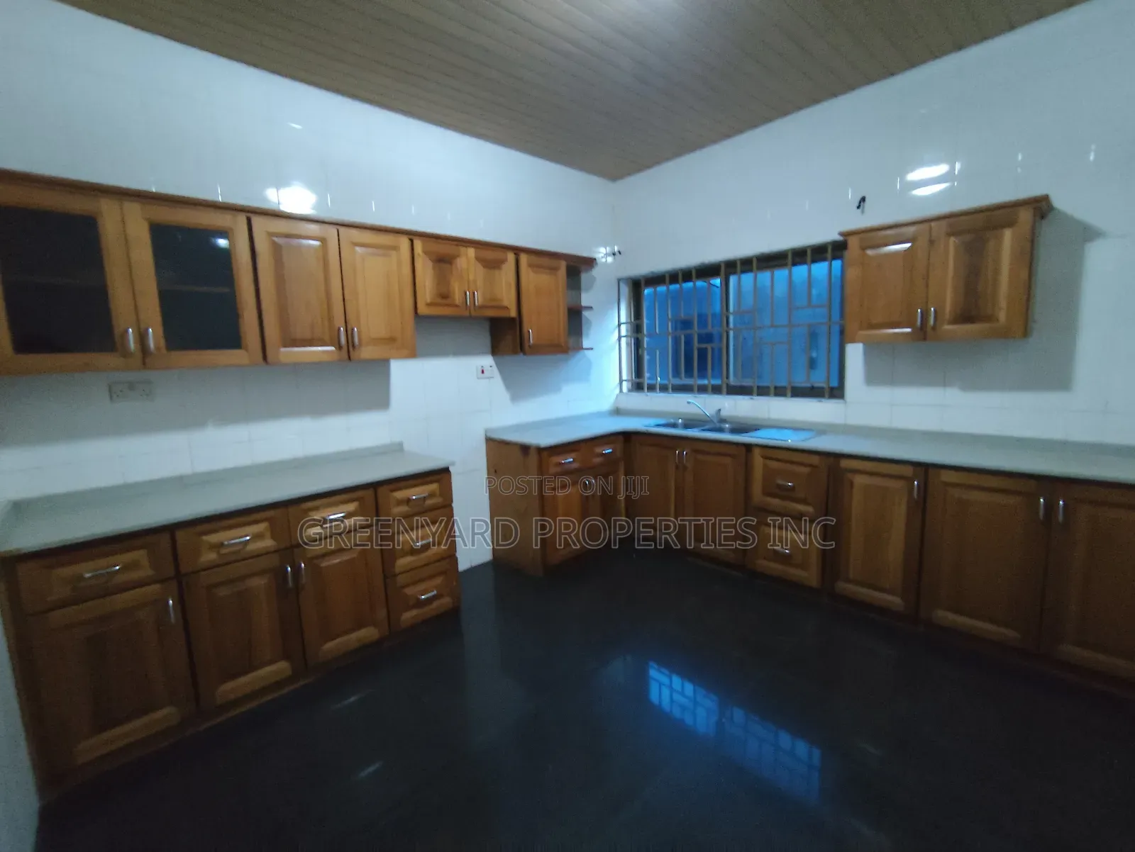 3bdrm Apartment in With Generator, East Legon for rent in East Legon