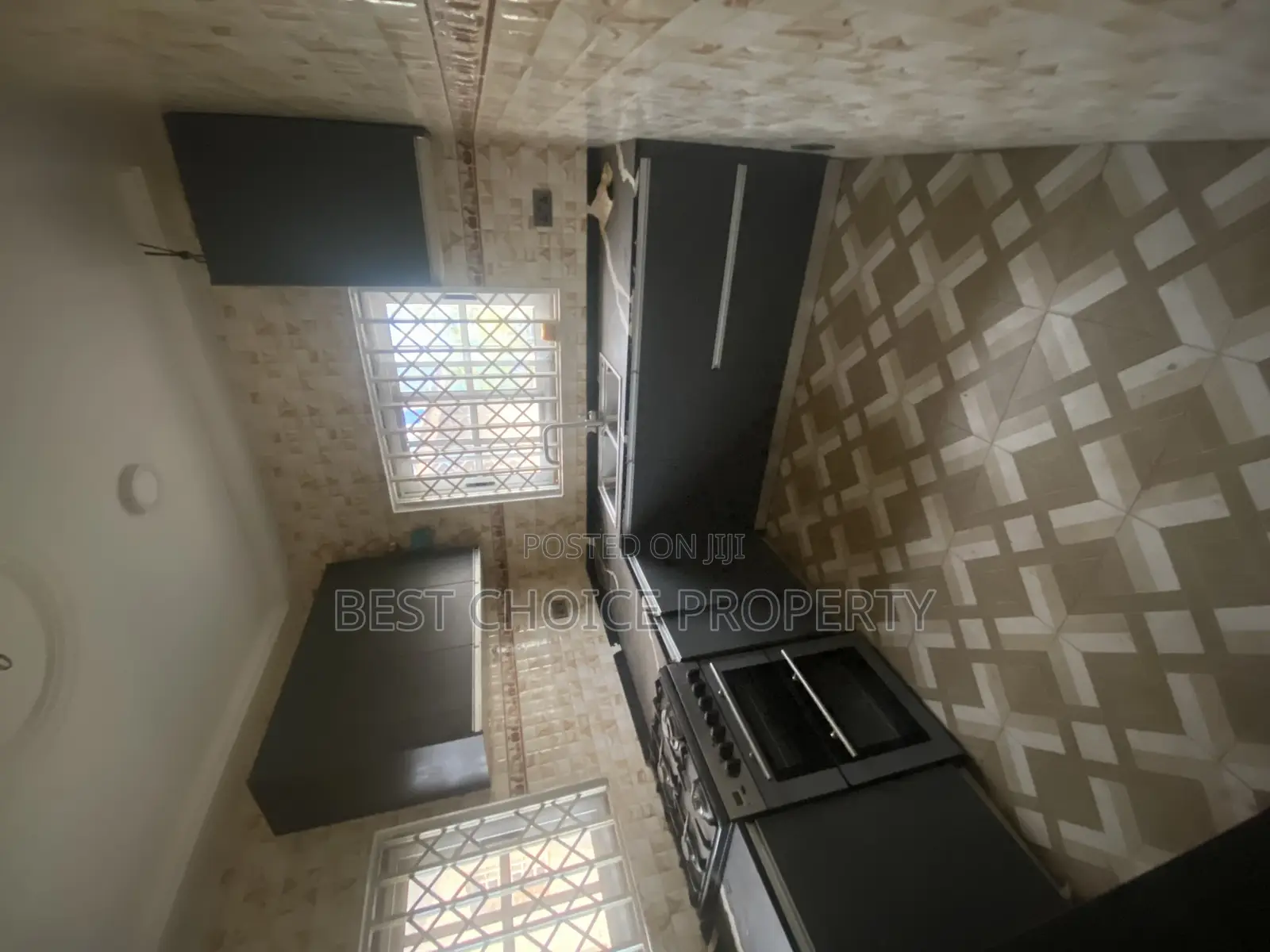 3bdrm Apartment in Housing Down Estate, Adenta for rent in Adenta