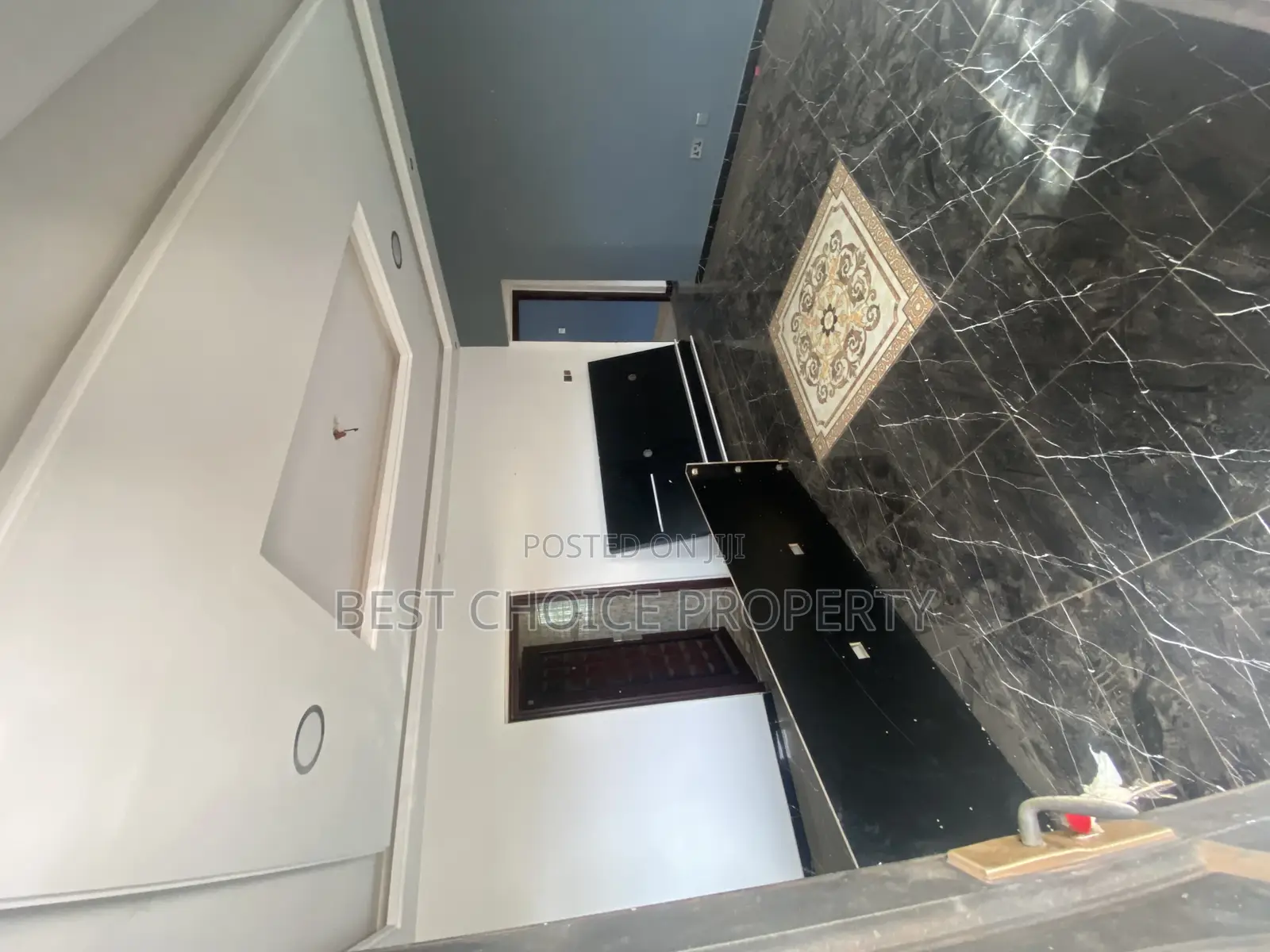 3bdrm Apartment in Housing Down Estate, Adenta for rent in Adenta