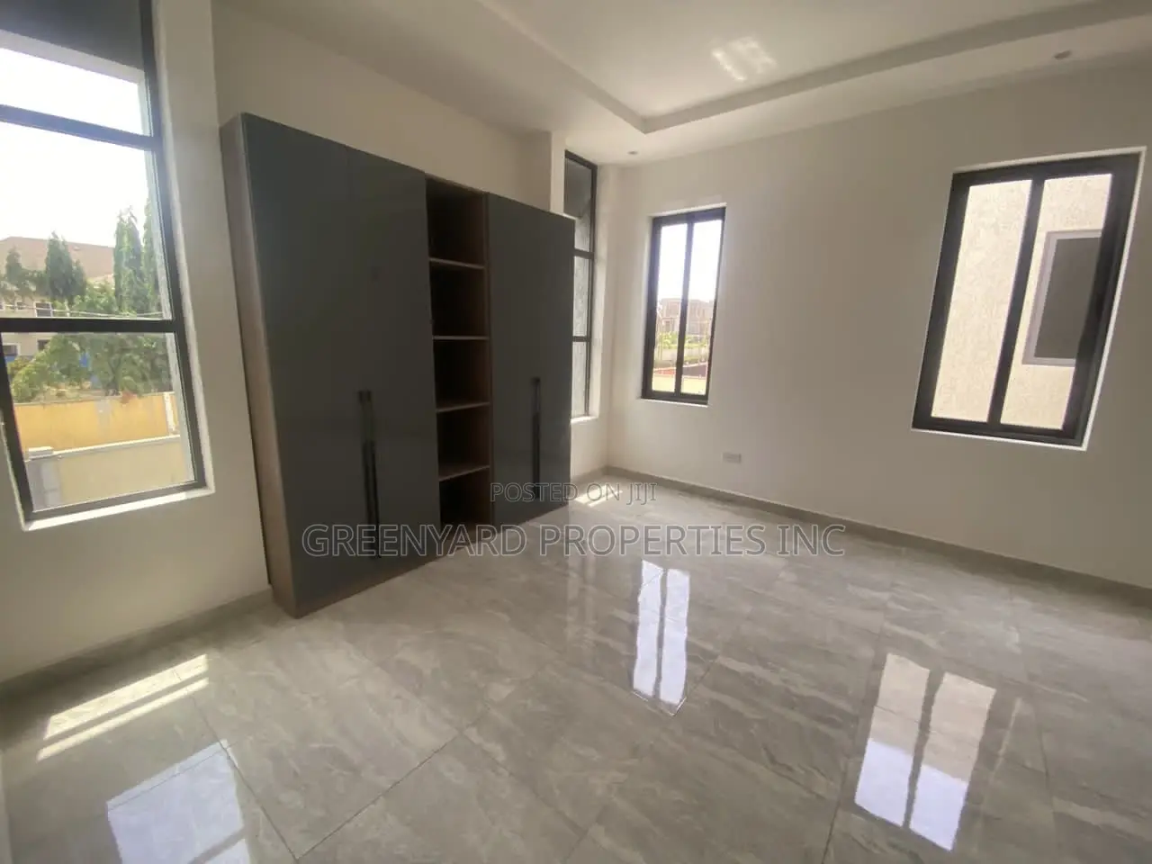 5bdrm Mansion in Adjinganor, East Legon for sale in East Legon