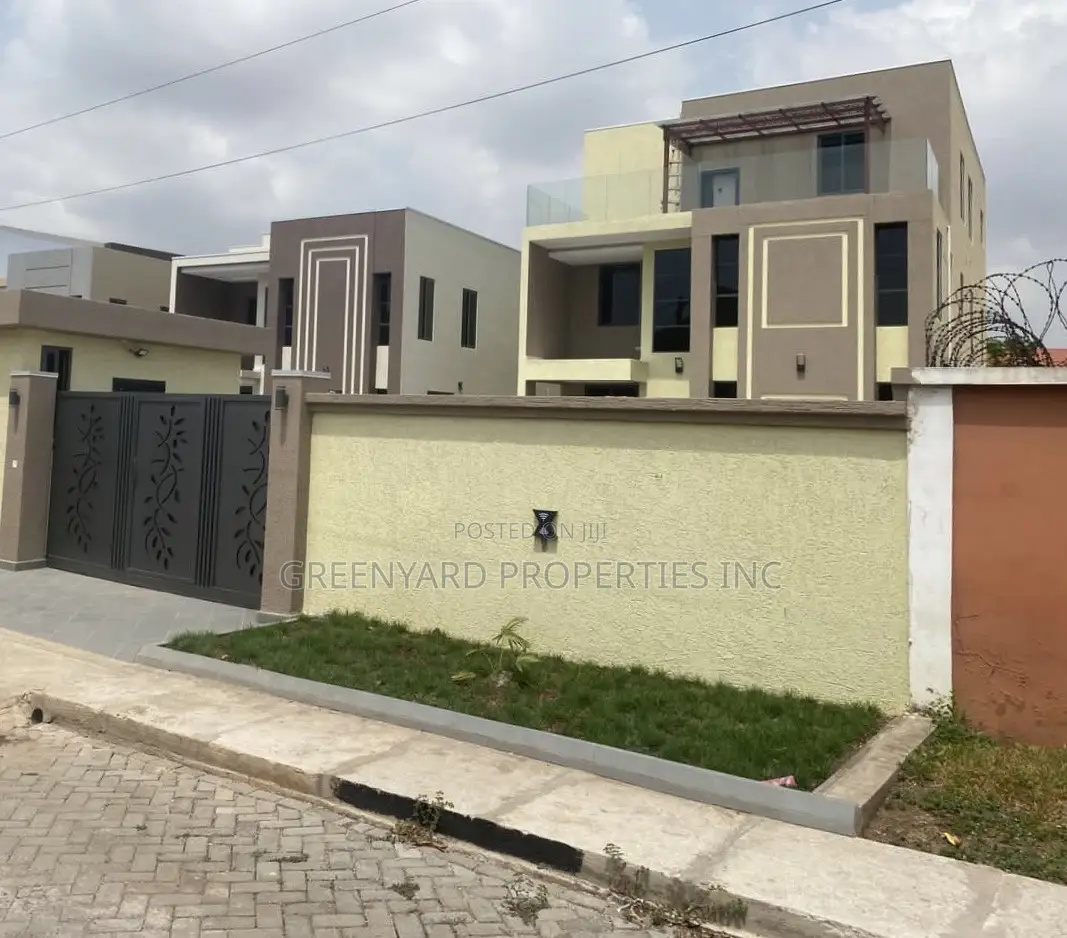5bdrm Mansion in Adjinganor, East Legon for sale in East Legon