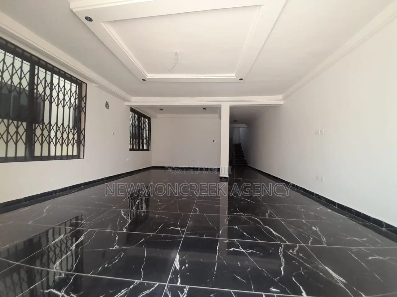 3bdrm Duplex in Ayi Mensah, Accra Metropolitan for sale in Accra Metropolitan